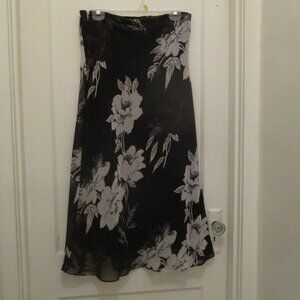 Black sheer skirt with rose pattern by Zero Zero, size L